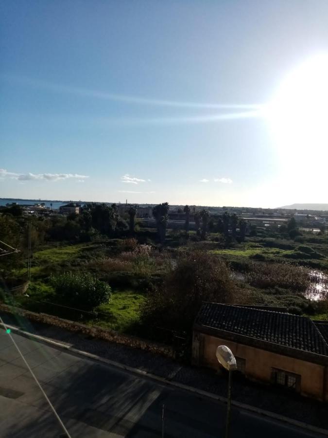 Lo Scorcio Della Neapolis Accogliente Appartamento Pressi Parco Neapolis Συρακούσες Εξωτερικό φωτογραφία